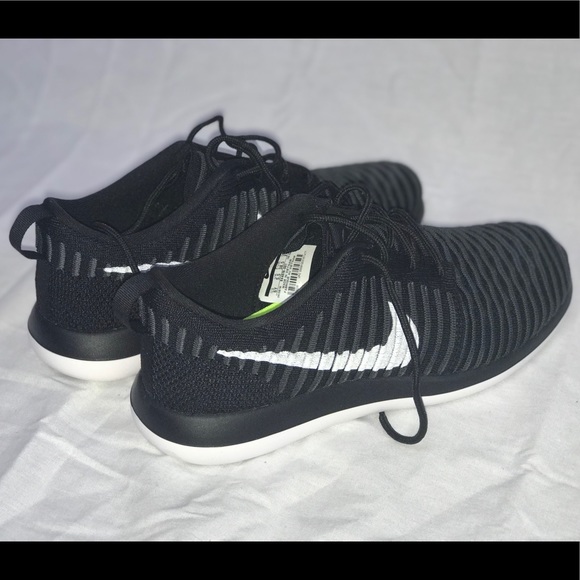 Nike Other - Roshe 2 flyknit